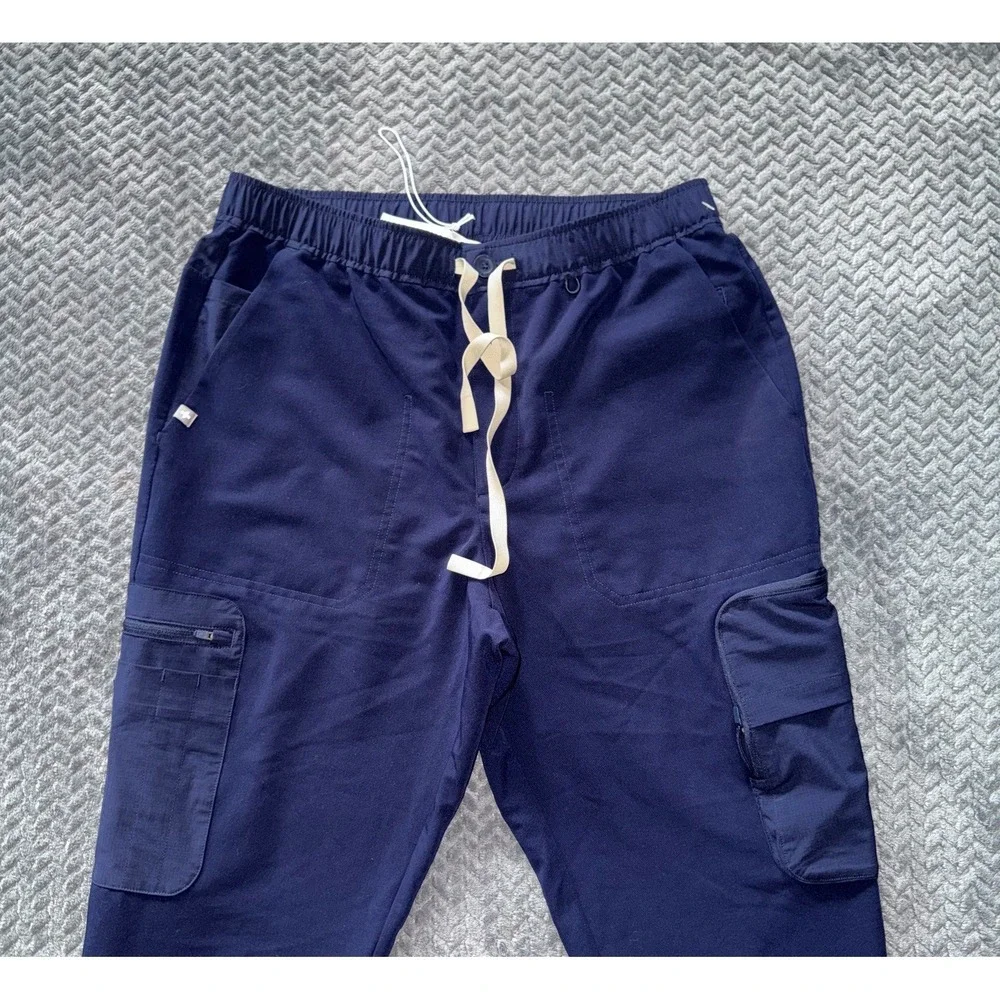 FIGS Men's Scrub Navy Blue Set Tansen Joggers Pants And Top Size Medium